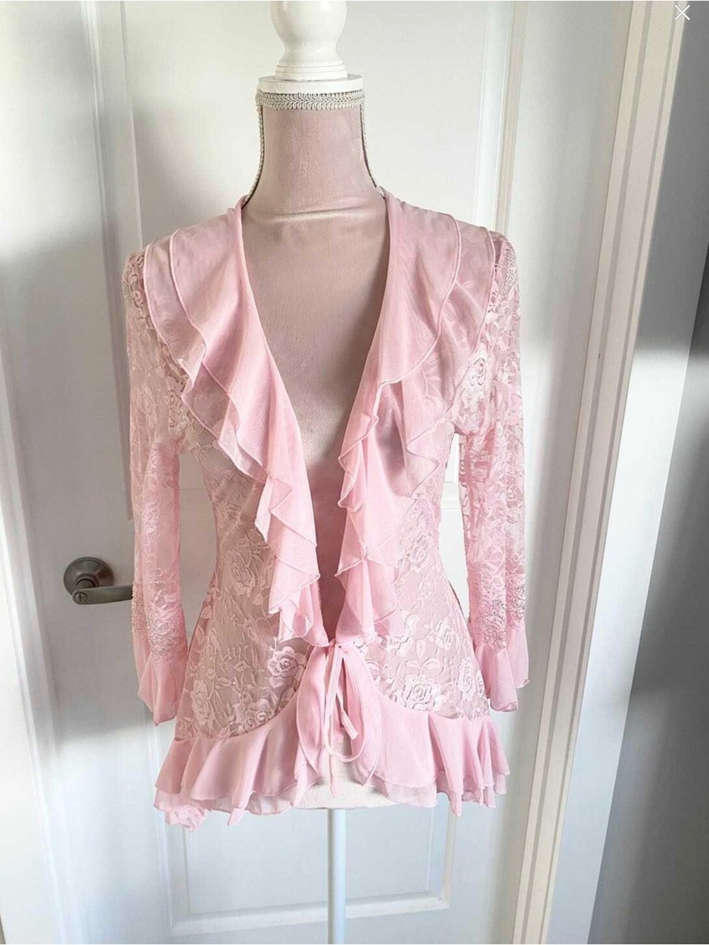 NWOT Dreamgirl Pink Lace Ruffled Robe & Bottom